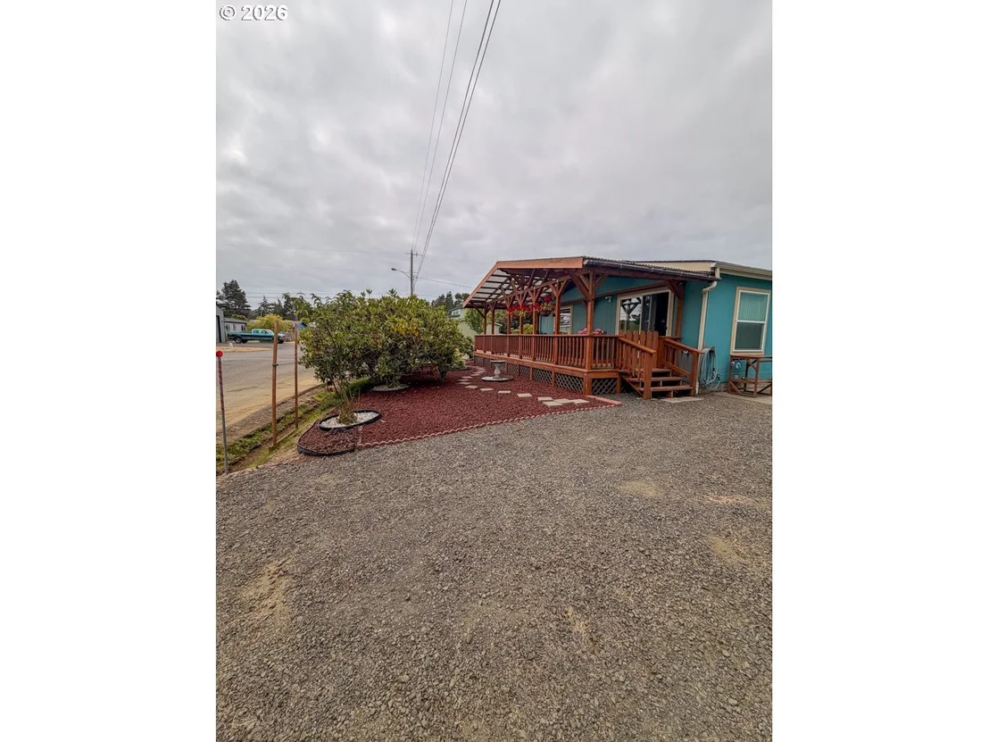Photo of 600 TIARA ST