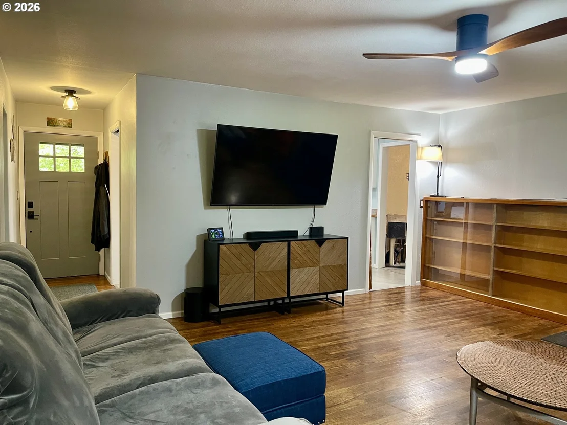 Photo of 93524 EASY LN
