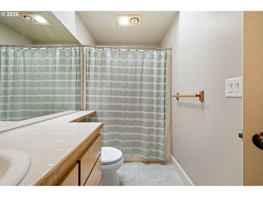 Photo of 3368 BENTLEY AVE