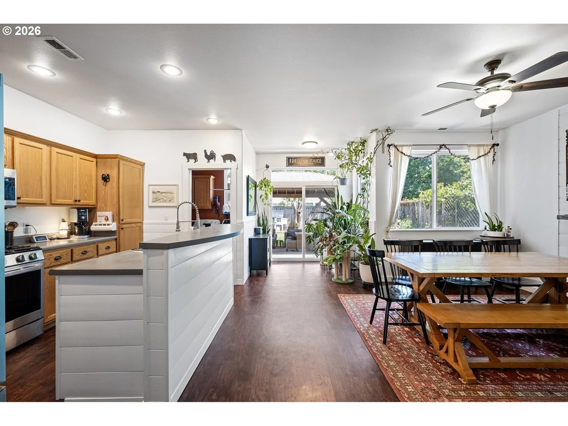 Photo of 5467 BADEN WAY