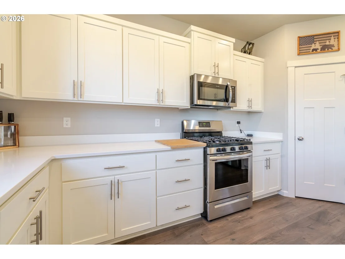 Photo of 235 WALNUT ST