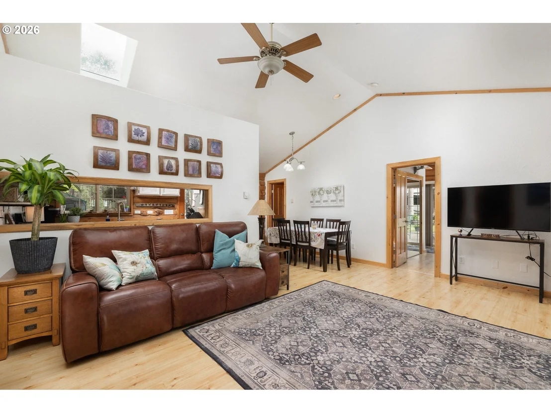Photo of 153540 COLLAR DR