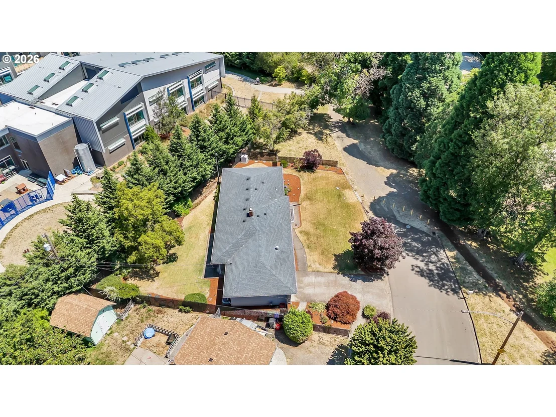 Photo of 681 HATTON AVE