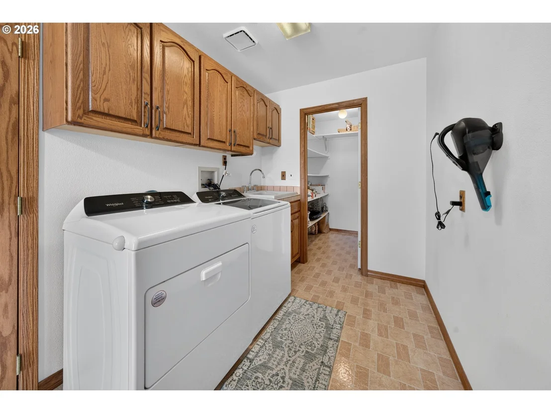 Photo of 269 BAILEY DR