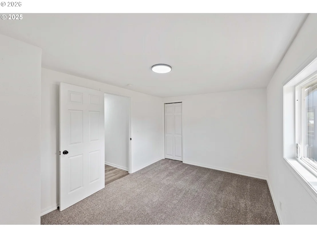 Photo of 165 N 15TH ST