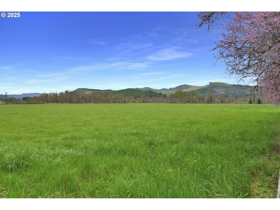Photo of 91375 MARCOLA RD
