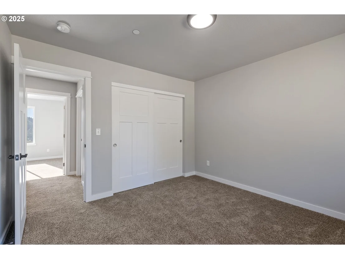 Photo of 664 BROOKS LOOP