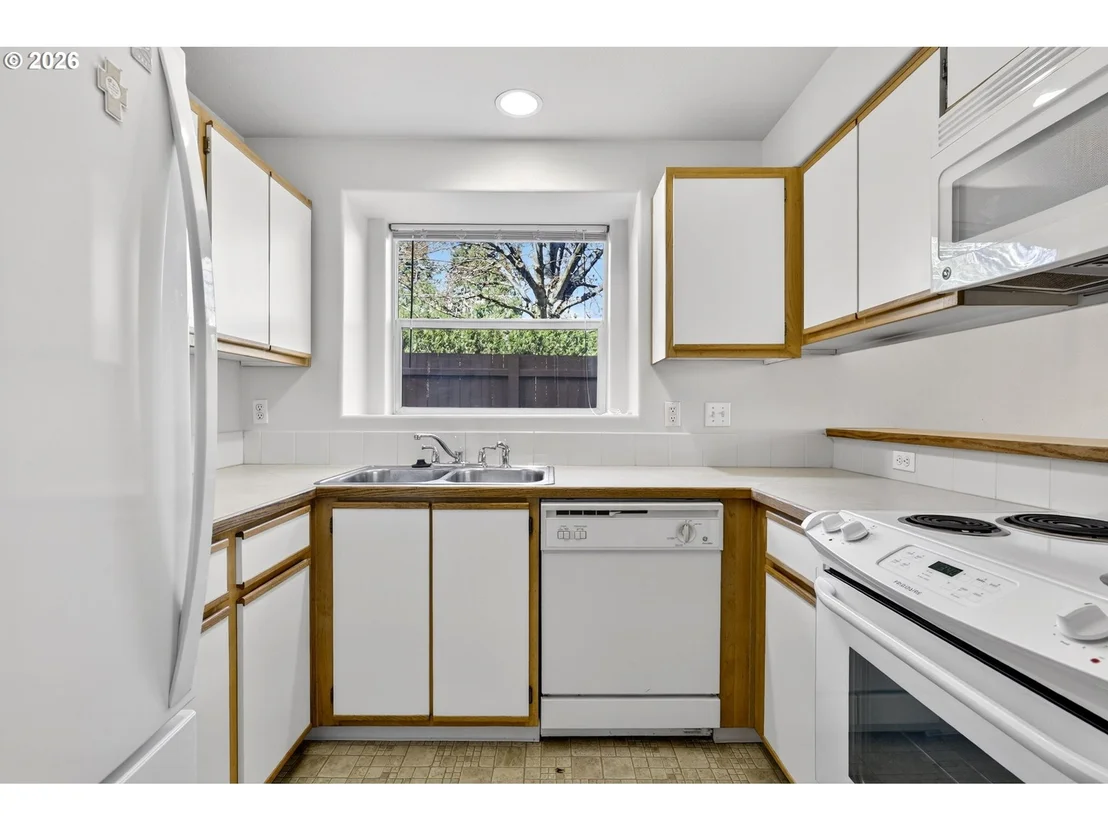 Photo of Unit 162 at 4606 W POWELL BLVD
