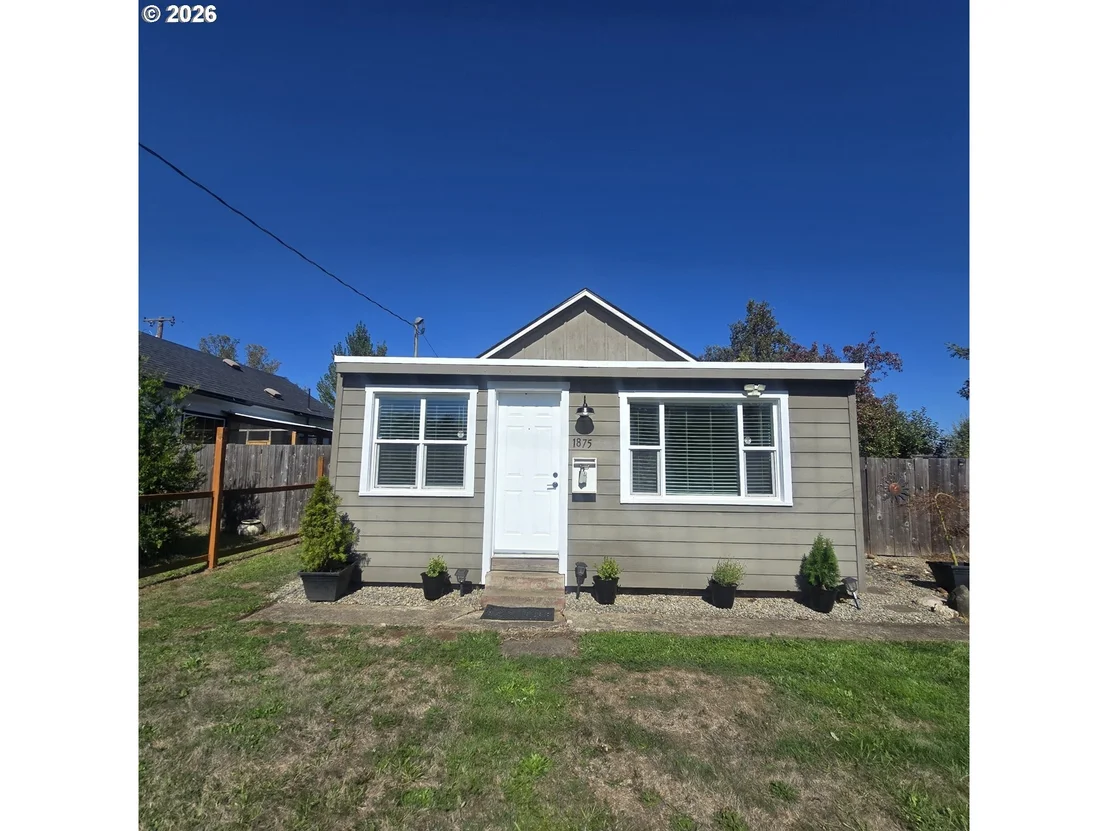 Photo of 1875 W 18TH AVE