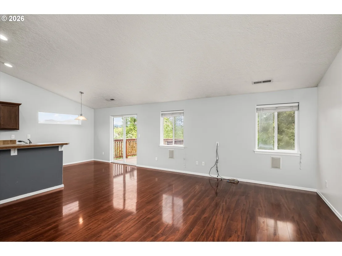 Photo of 553 S 48TH PL