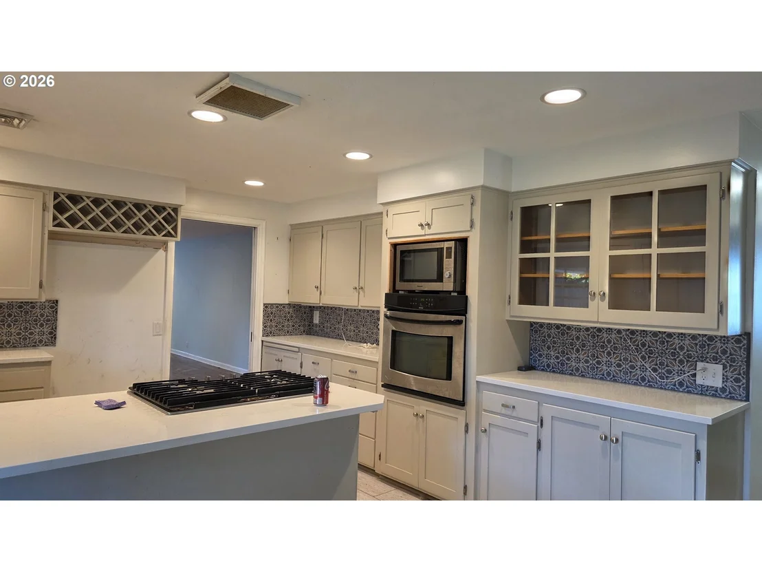 Photo of 551 SHIRE CT