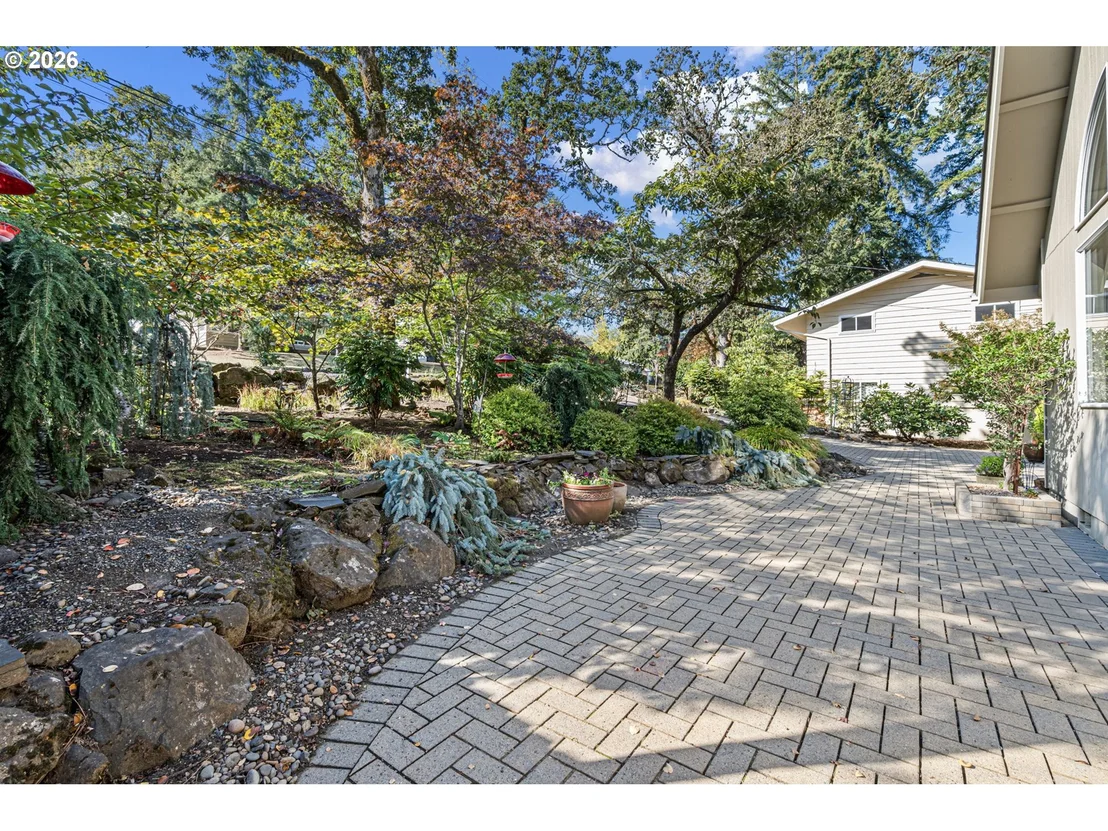 Photo of 85 W 35TH PL