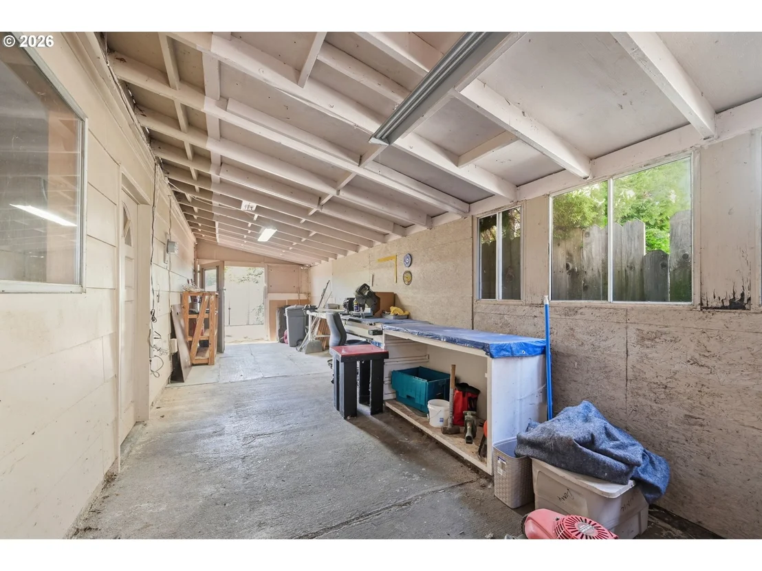 Photo of 4700 THUNDERBIRD ST