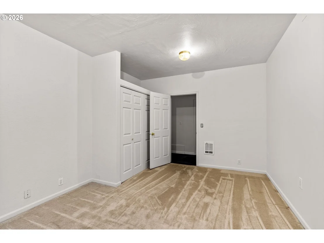 Photo of 40153 BOOTH KELLY RD