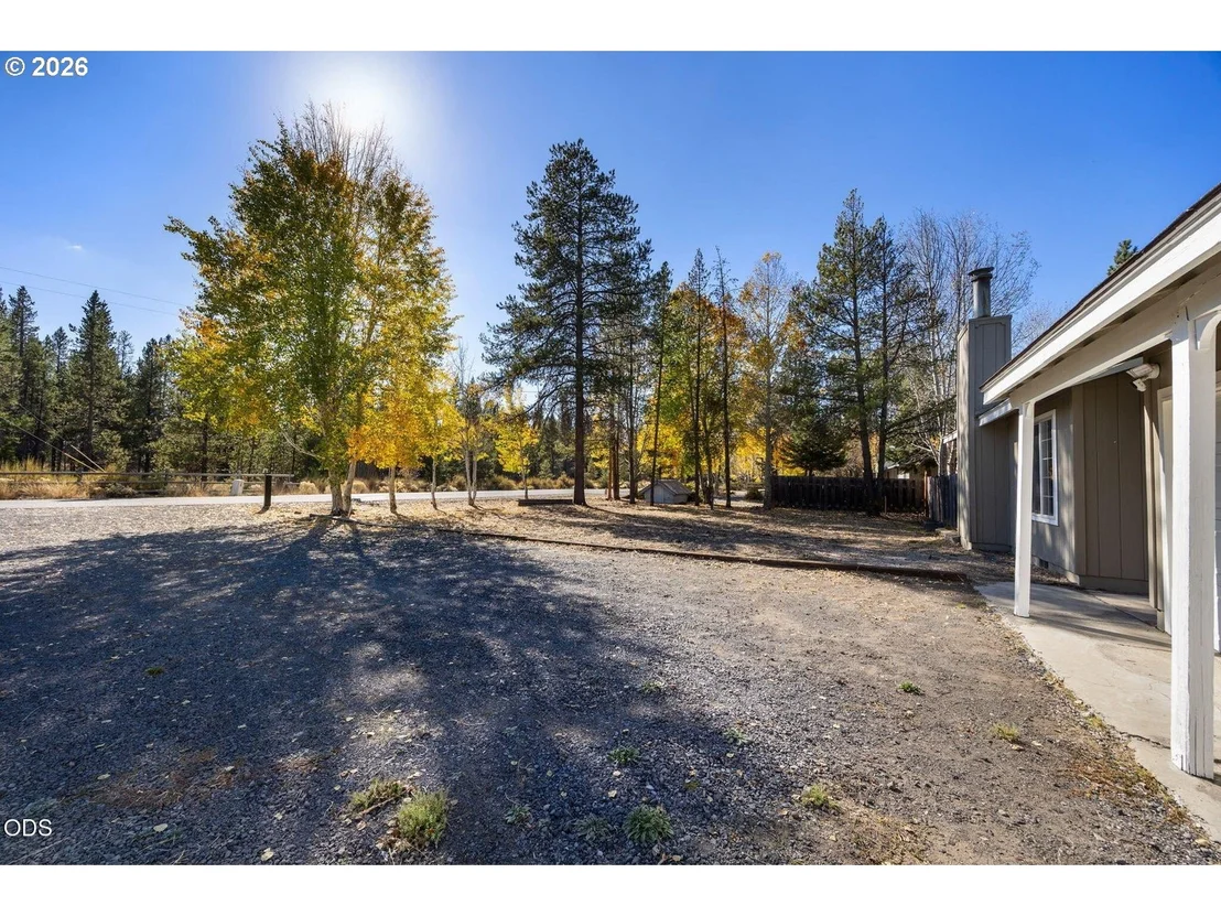 Photo of 52300 GLENWOOD DR