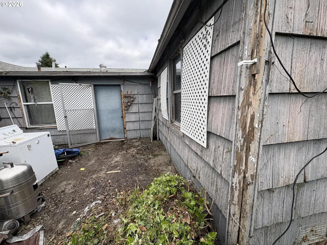 Photo of 394 S 37TH ST
