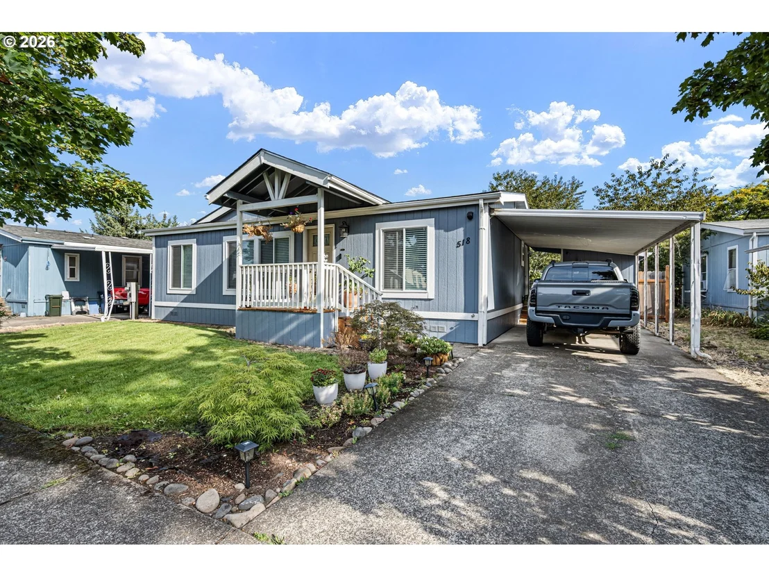 Photo of 518 SCOTTS GLEN DR