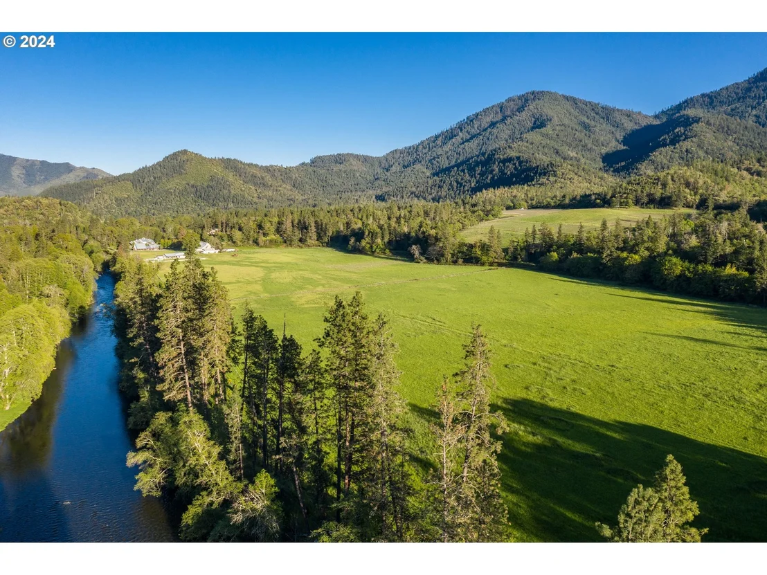 Photo of 11777 Highway 238