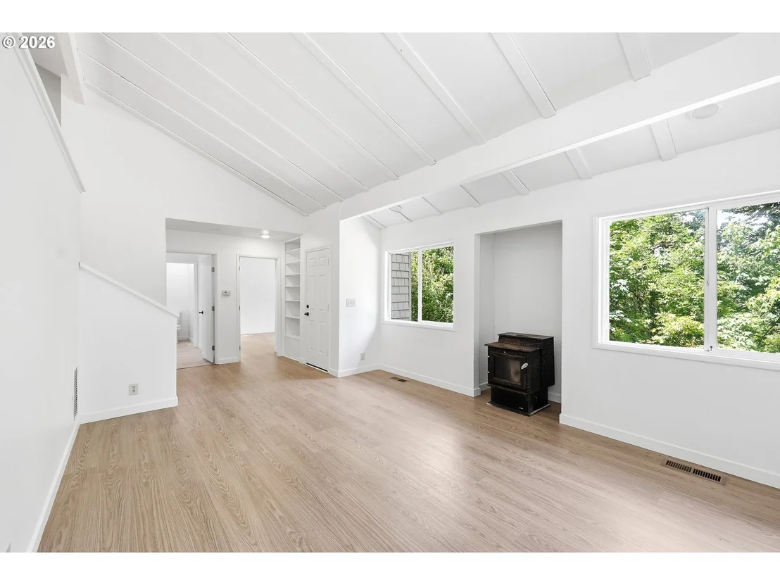 Photo of 7048 GLACIER DR