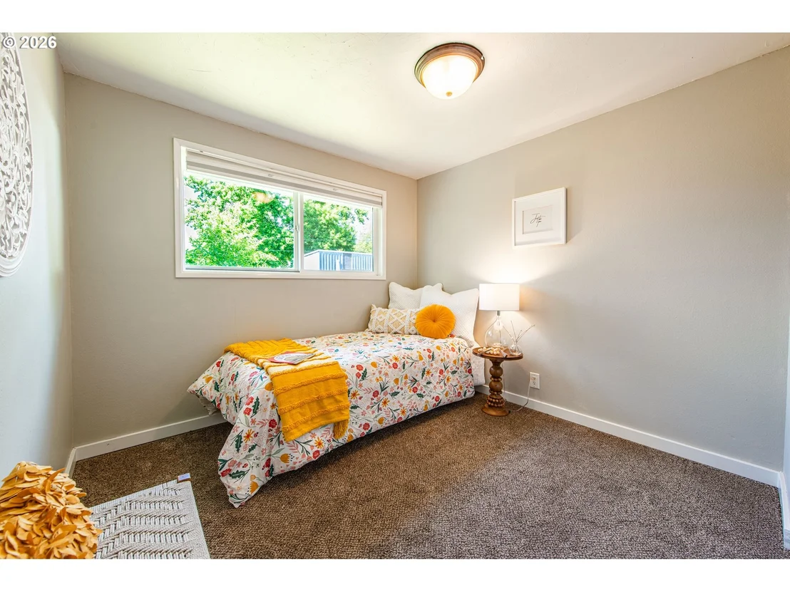 Photo of 5621 CODY AVE