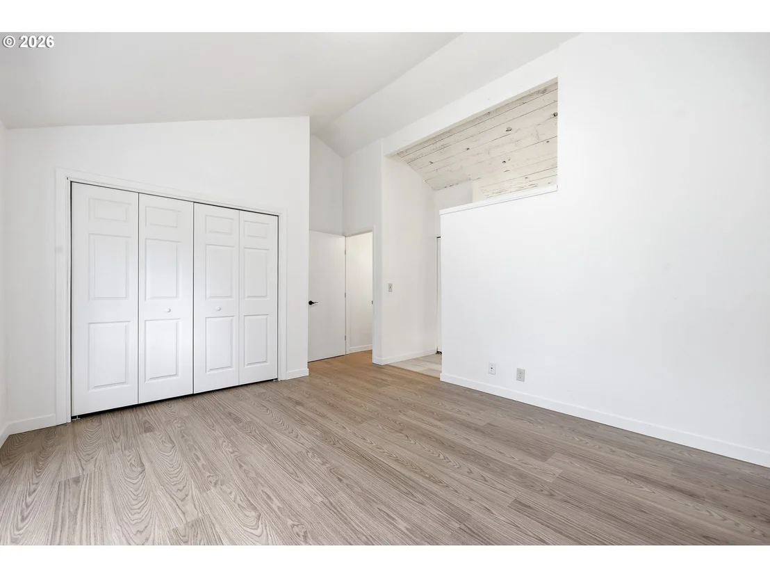 Photo of 7048 GLACIER DR