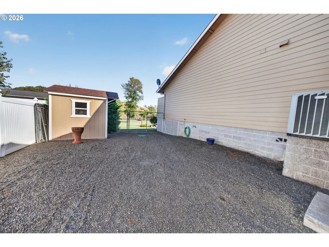 Photo of 269 BAILEY DR
