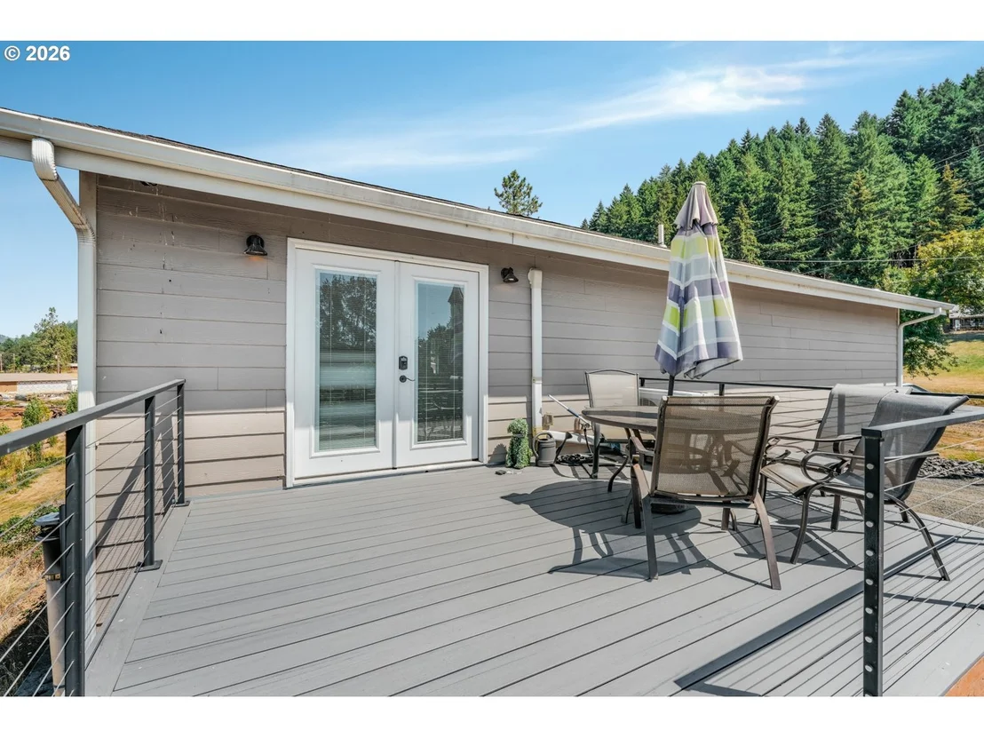 Photo of 216 TERRACE DR