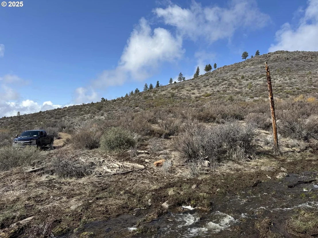 Photo of Unit 72 at Sprague River DR