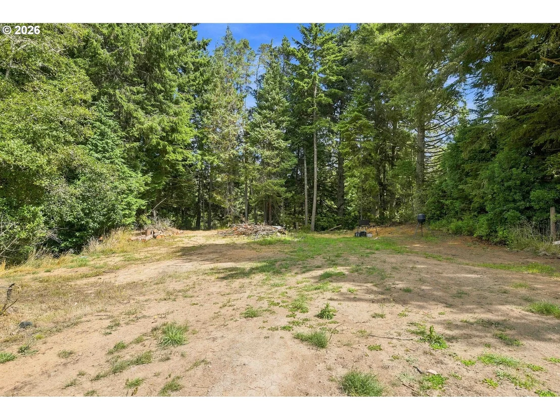 Photo of 62941 CROWN POINT RD