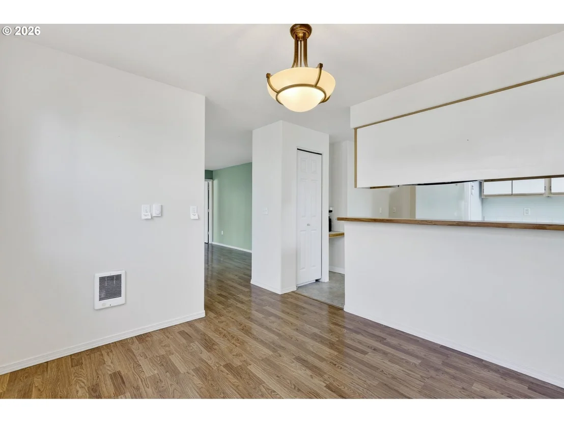 Photo of Unit 162 at 4606 W POWELL BLVD