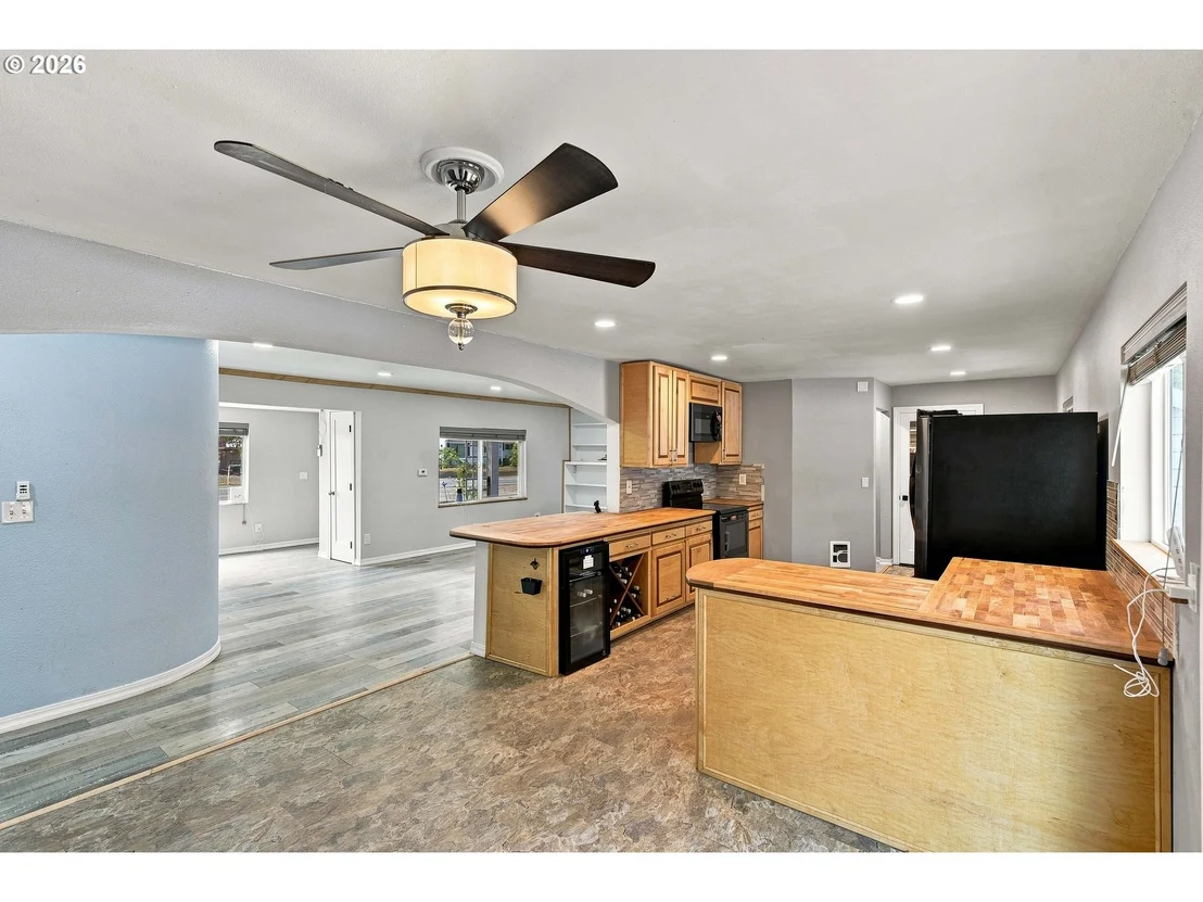 Photo of 62941 CROWN POINT RD