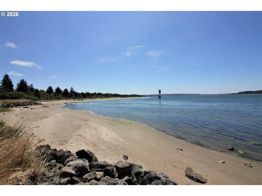 Photo of 1240 EMBARCADERO CIR