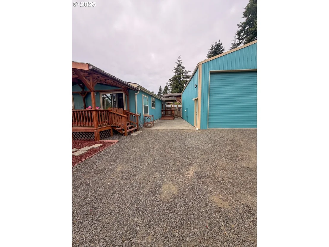 Photo of 600 TIARA ST