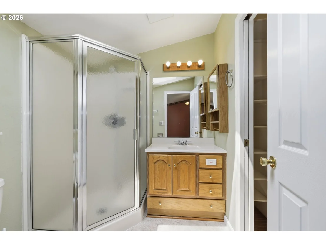 Photo of 489 SHERWOOD LOOP