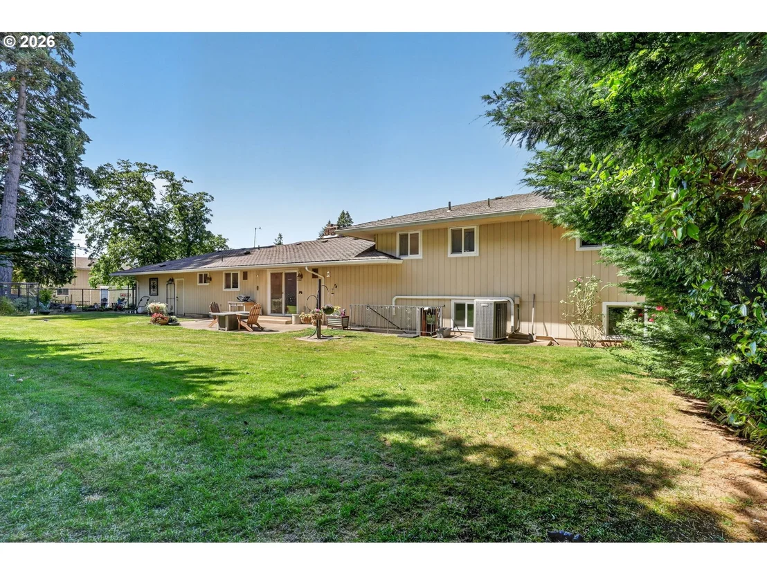 Photo of 8439 SE COTTRELL RD
