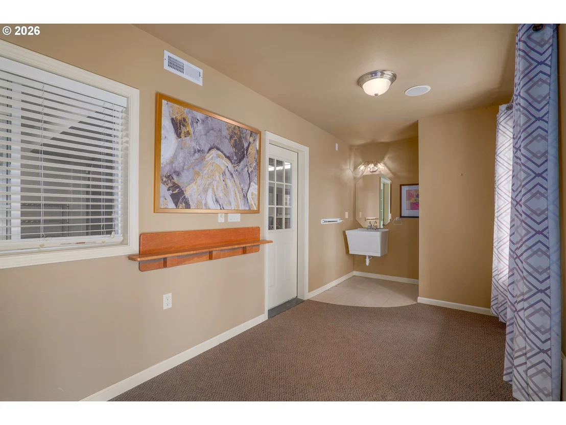 Photo of 317 AKER DR