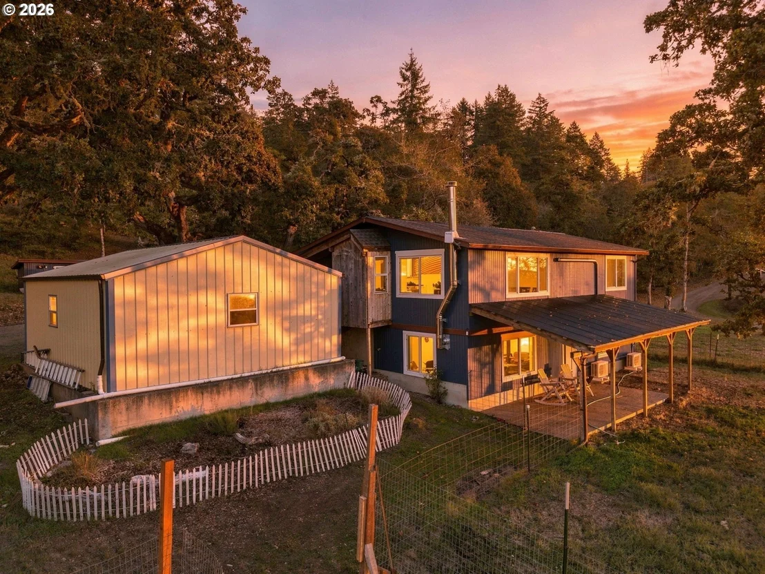 Photo of 29127 GIMPL HILL RD