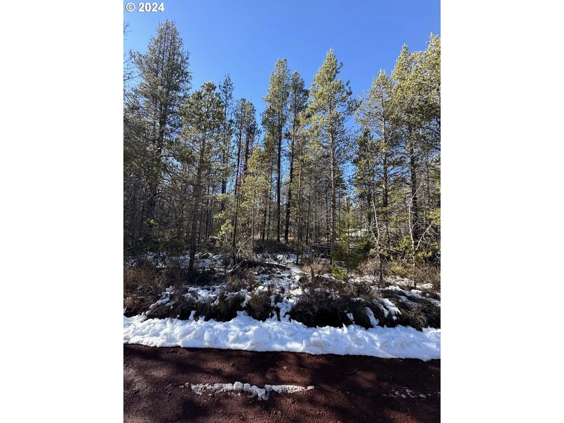 Photo of Unit LOT14 at Cloudcap DR