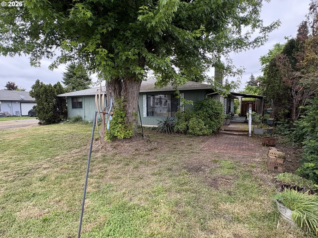 Photo of 392 S 37TH ST