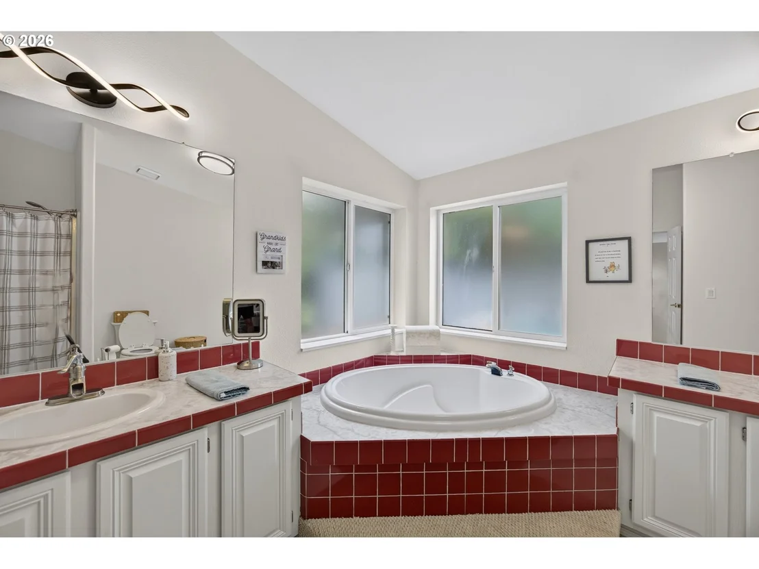 Photo of 438 SHERWOOD LOOP