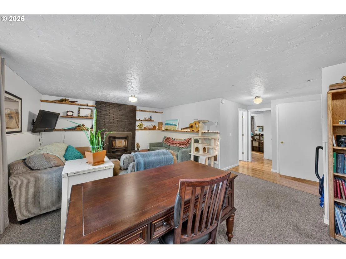 Photo of 390 HUNINGTON AVE