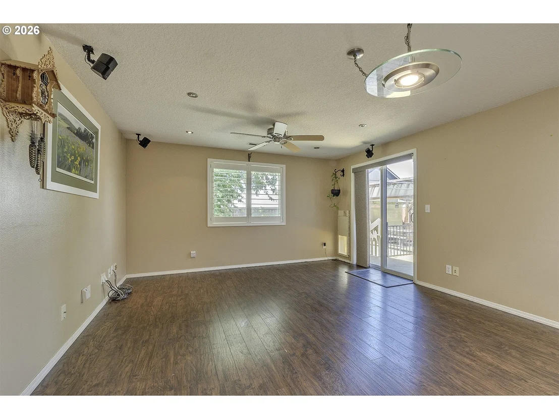 Photo of 1235 CRYSTAL LN