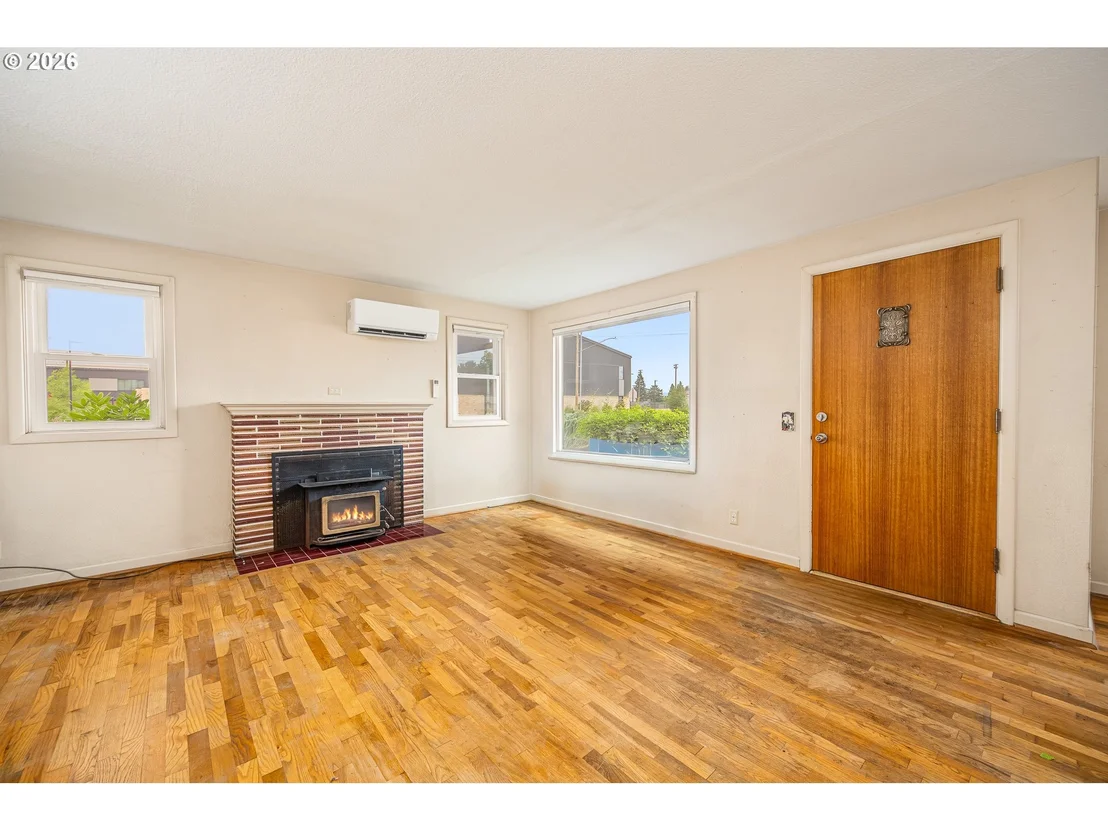 Photo of 1470 JAY ST