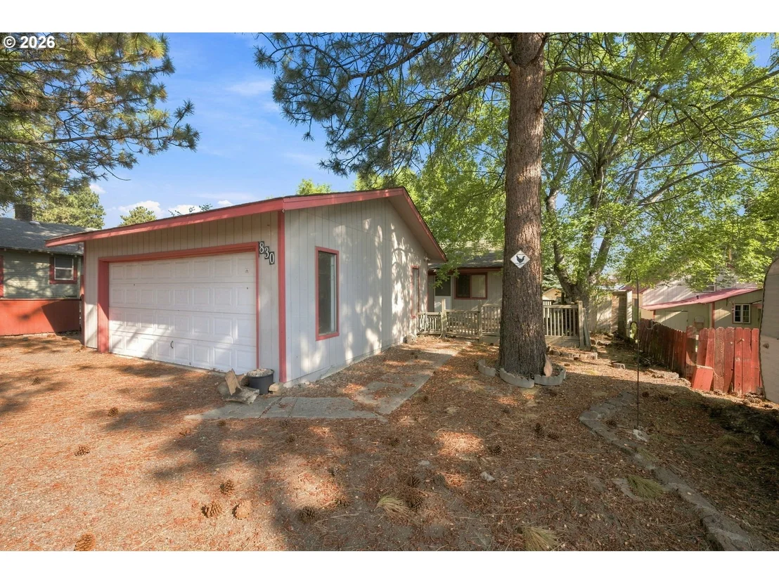 Photo of 828 NW FLORIDA AVE
