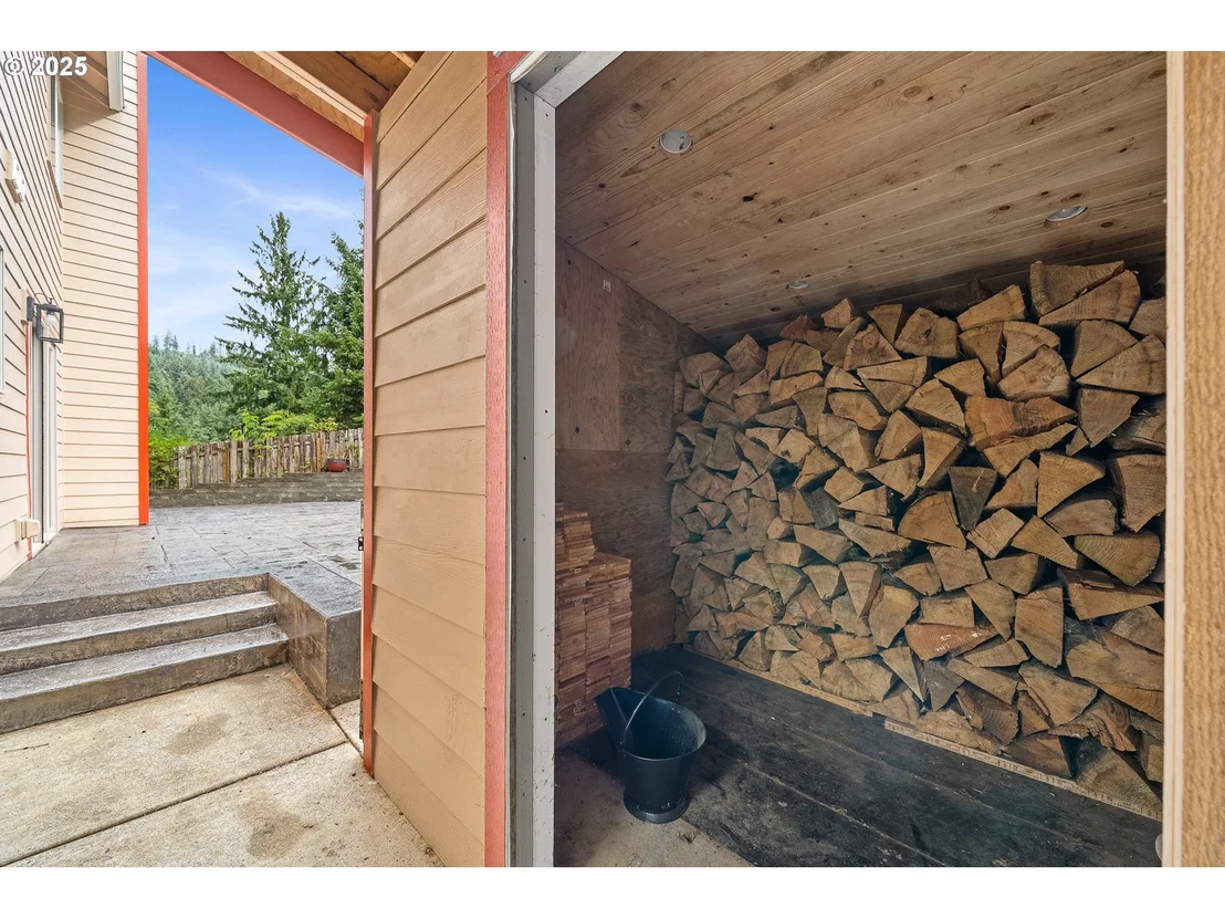 Photo of 3355 HUBERT RD