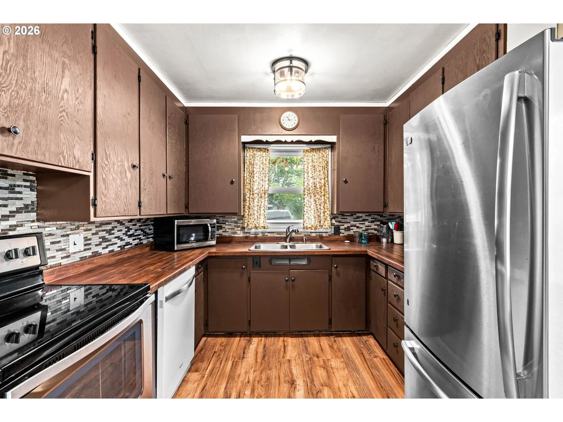 Photo of 3003 RIVER RD