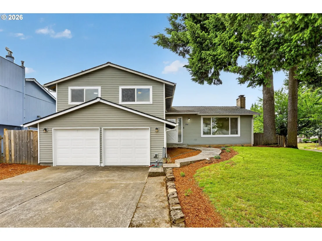 Photo of 1207 SE 217TH AVE