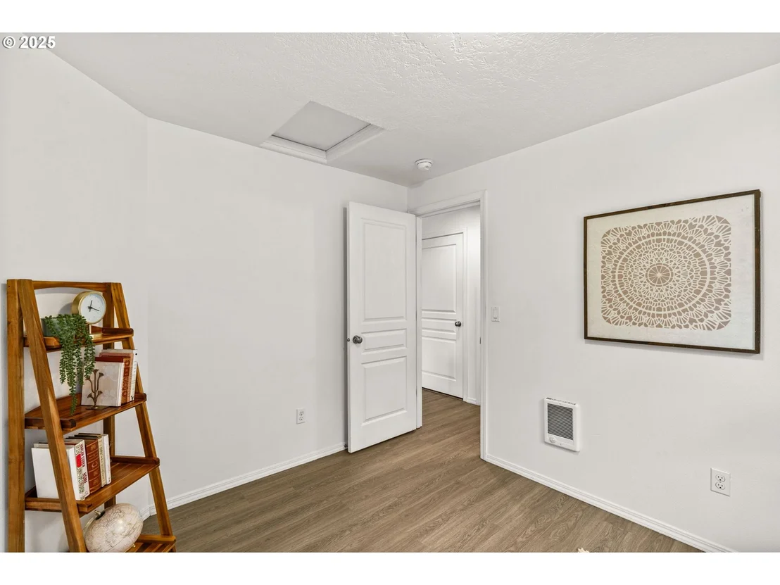 Photo of 3031 HUMMINGBIRD LN
