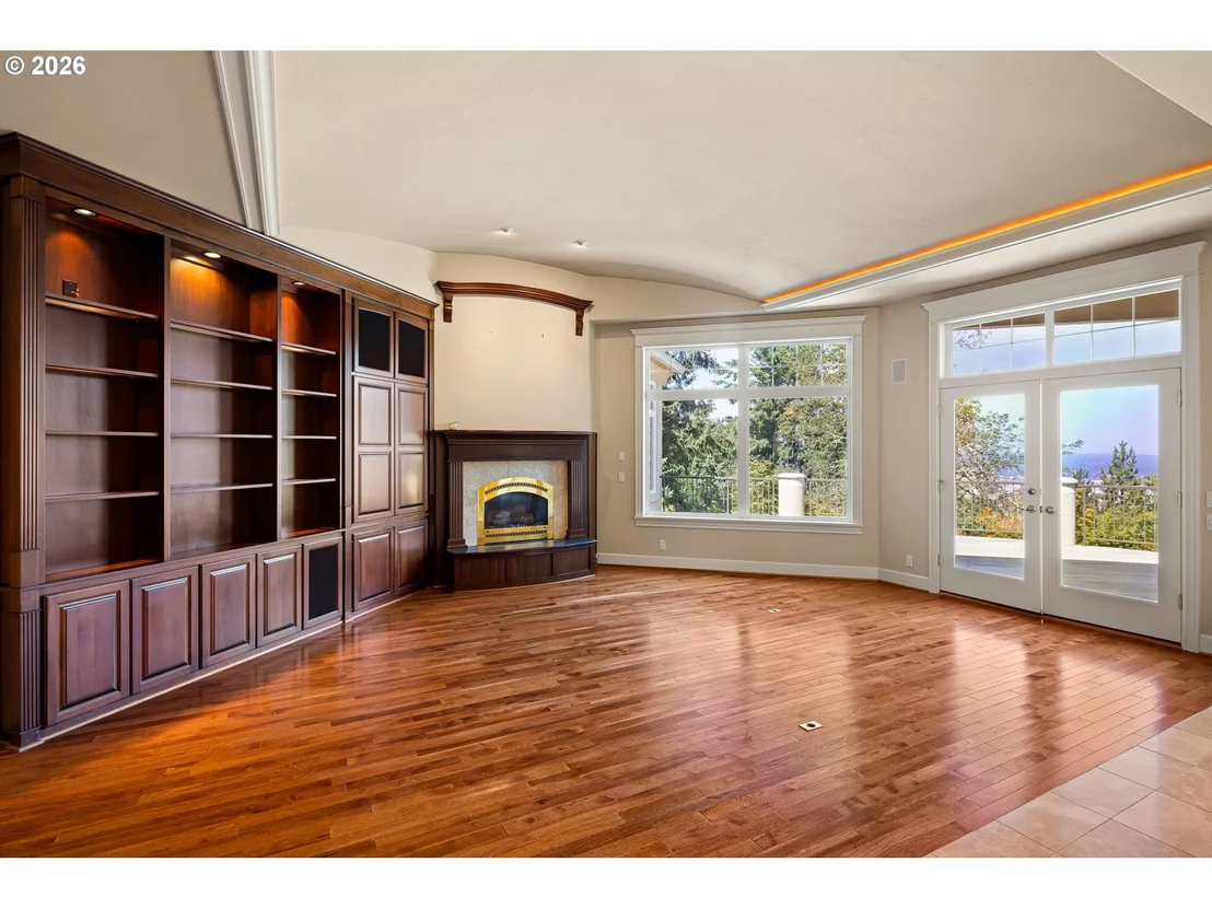 Photo of 2663 RIDGEMONT DR