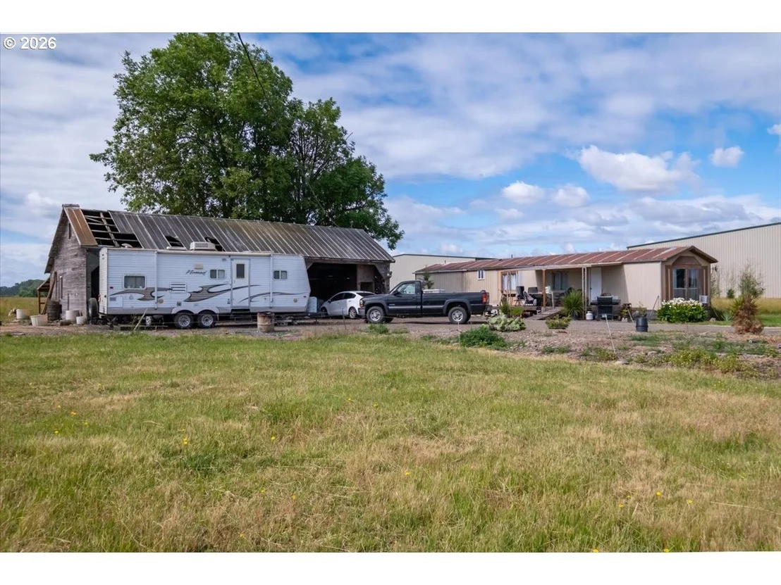 Photo of 1096 TALBOT RD
